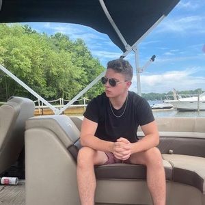 Meet your Posher, Brian